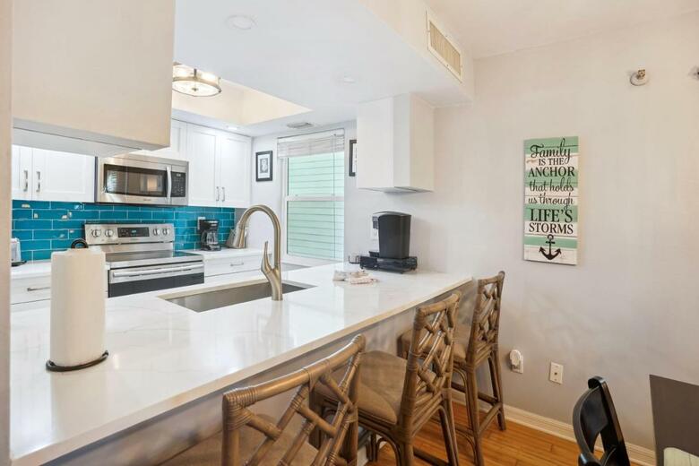 Pelicans Pointe New!! Amazing Townhouse On The Beach!