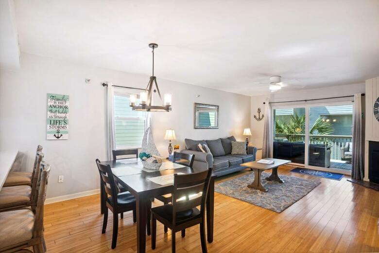 Pelicans Pointe New!! Amazing Townhouse On The Beach!