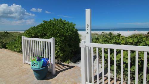Belleair Beach Club By Teeming Vacation Rentals