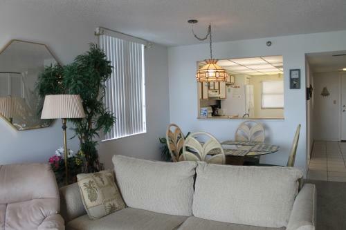 Quiet Waters By Florida Lifestyle Vacation Rentals
