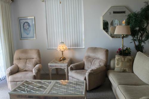 Quiet Waters By Florida Lifestyle Vacation Rentals