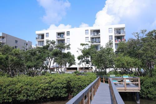 Quiet Waters By Florida Lifestyle Vacation Rentals