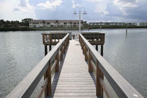 Quiet Waters By Florida Lifestyle Vacation Rentals