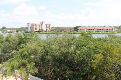 Quiet Waters By Florida Lifestyle Vacation Rentals