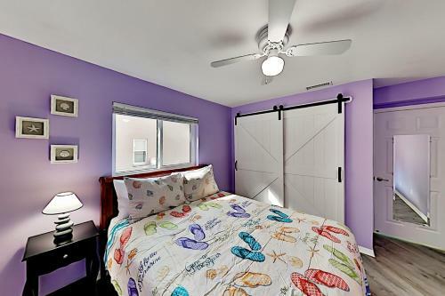 Remodeled Escape - Central To Beaches, Restaurants Home