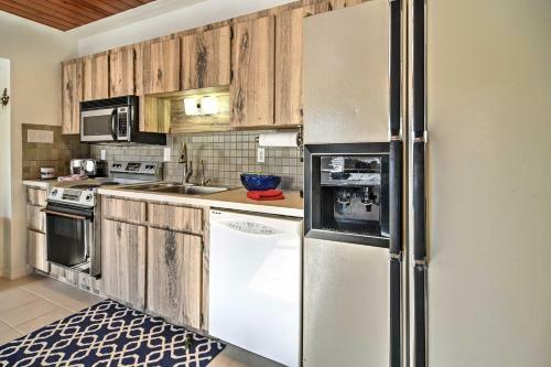 Indian Shores Cottage With Cabana - Steps To Beach!