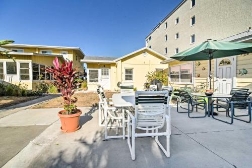 Indian Shores Cottage With Cabana - Steps To Beach!