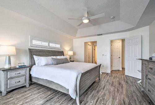 Indian Rocks Home With Game Room, Walk To Beach!