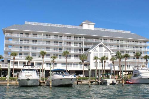 304 Dockside