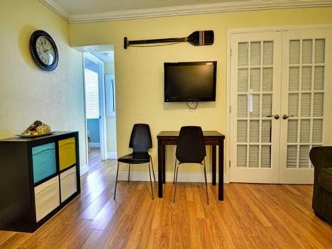 Apartamento Clearwater Beach Suites 204 Condo