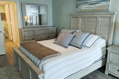 Pelican's Cove 402