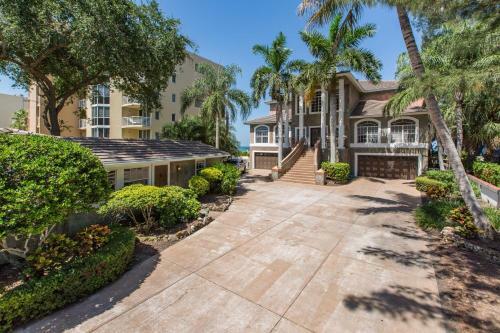 Coastal Dream Beach House Home