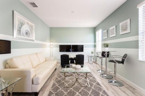 Great Single Vacation Home With Private Pool Cg9153