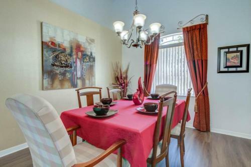 Joanne's Westridge Villa Home