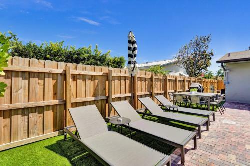 Private Pool Beautiful Updated 4br Home 2bth
