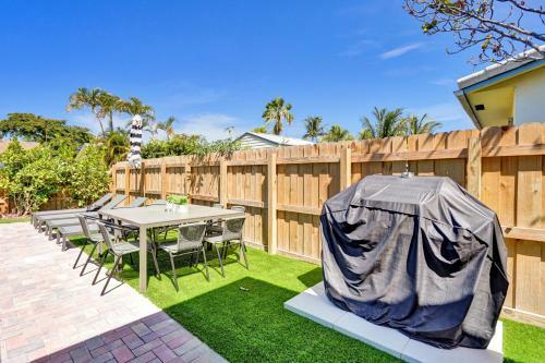 Private Pool Beautiful Updated 4br Home 2bth