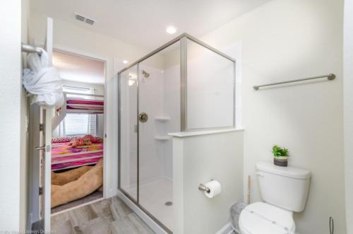 Eight-bedroom Villa 1537