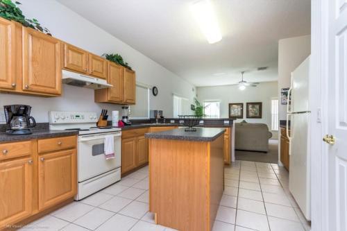 Balmoral Drive Villa #244450