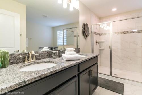 Six-bedroom Villa 9026