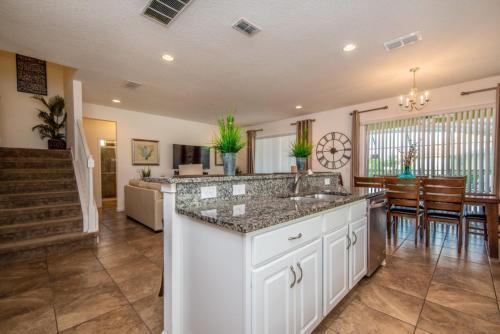 Six-bedroom Villa 4164