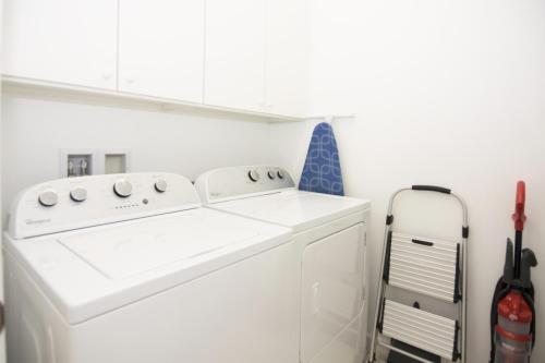 Family Dream Single Vacation Home With Private Pool St4051