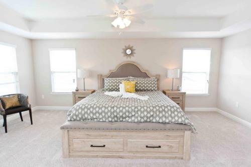 Oaktree Home #267381 Home