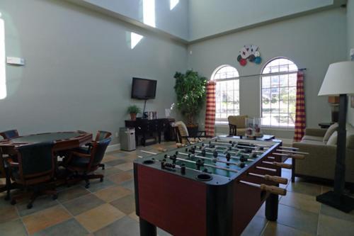 Bella Piazza 272019