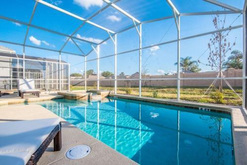 Six-bedroom Champions Villa 6261