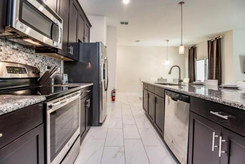 Villa Four Bedroom On Moon Valley 2951e