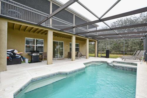 The Shire-5 Bedrooms House W/pool-4703ts