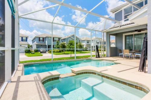 Modern Vacation Single Home With Themed Bedrooms Cg1593
