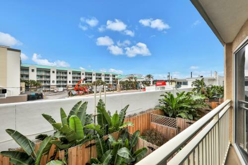 Daytona Inn Unit 227