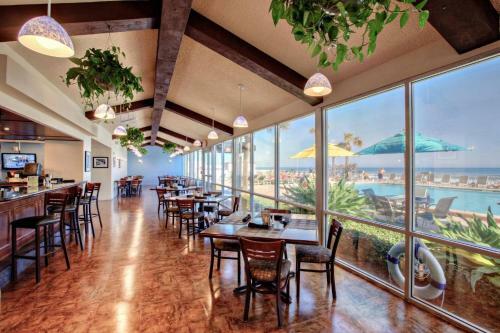 Daytona Beach Resort Unit #1006