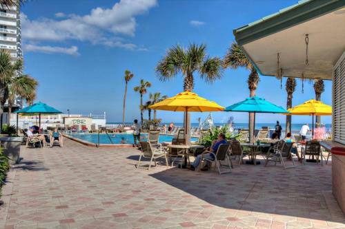 Daytona Beach Resort Unit #1006