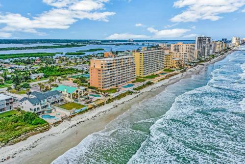 3843 S. Atlantic Ave - Beach Retreat