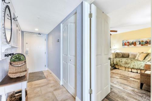 Seychelles - Daytona Beach Condos