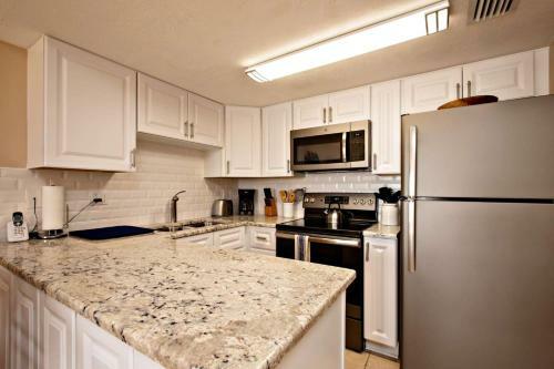 Sunglow Resort Condo Unit #405