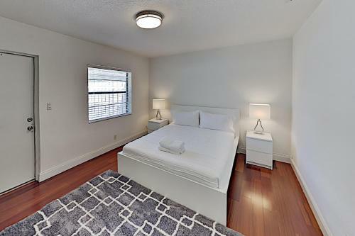 Apartamento Sparkling Getaway - Walk To Deerfield Beach & Eats! Apts