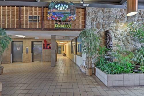 Apartamento Hawaiian Inn Couples Studio With Beach Access!