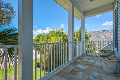Captain Morgan's - Crystal Beach Subdivision