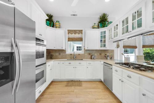 Captain Morgan's - Crystal Beach Subdivision