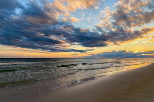 Captain Morgan's - Crystal Beach Subdivision