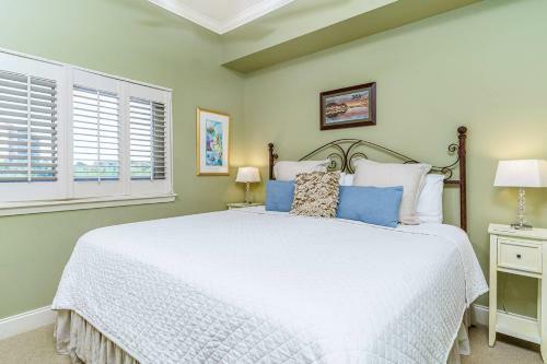 Beach Manor 410