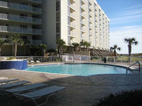 Mainsail Condominium 322