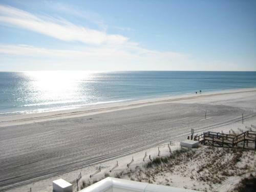 Mainsail Condominium 322