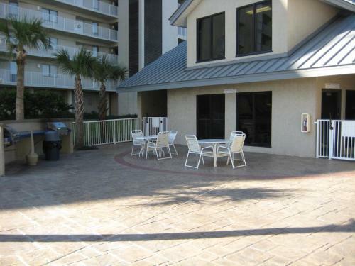 Mainsail Condominium 322