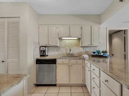 Mainsail Condominium 322