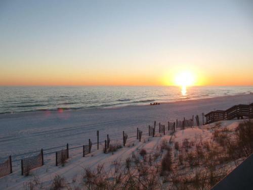Summer Breeze Condominium 110