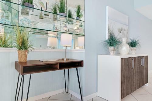 Sterling Sands 805 Destin (Condo)