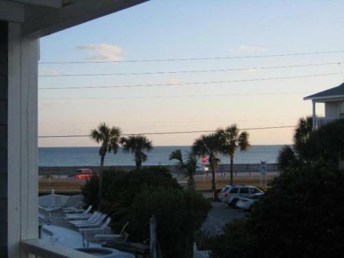 Summer Breeze Condominium 211